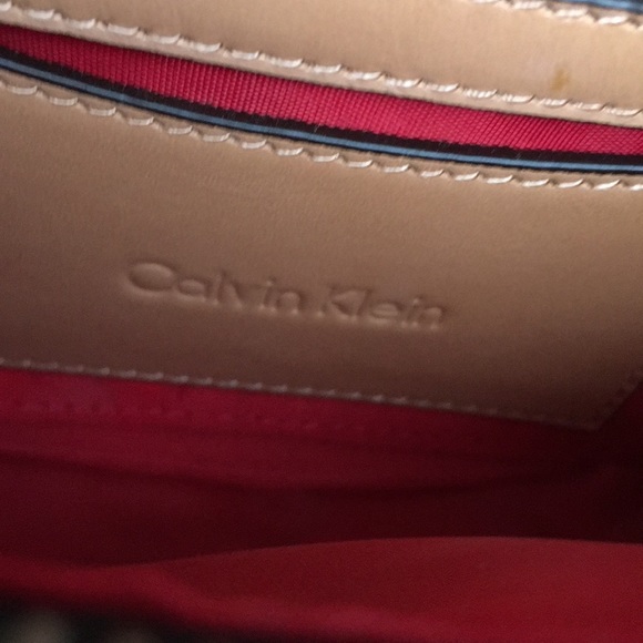 Calvin Klein Leather Zebra Shoulder Bag - Picture 8 of 8